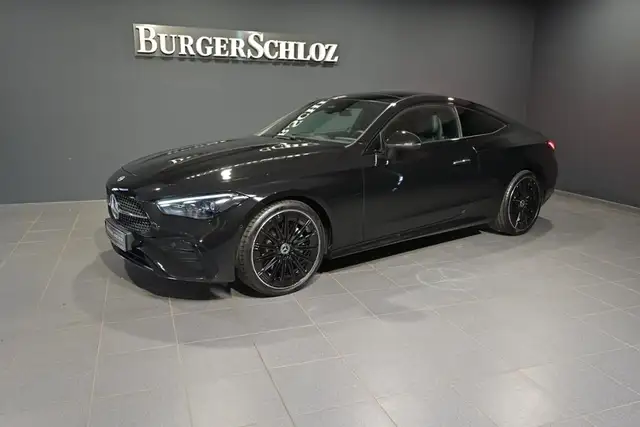 Mercedes-Benz CLE 200 Coupé AMG/DIGITAL LIGHT/PANO/TOTW/NIGHT