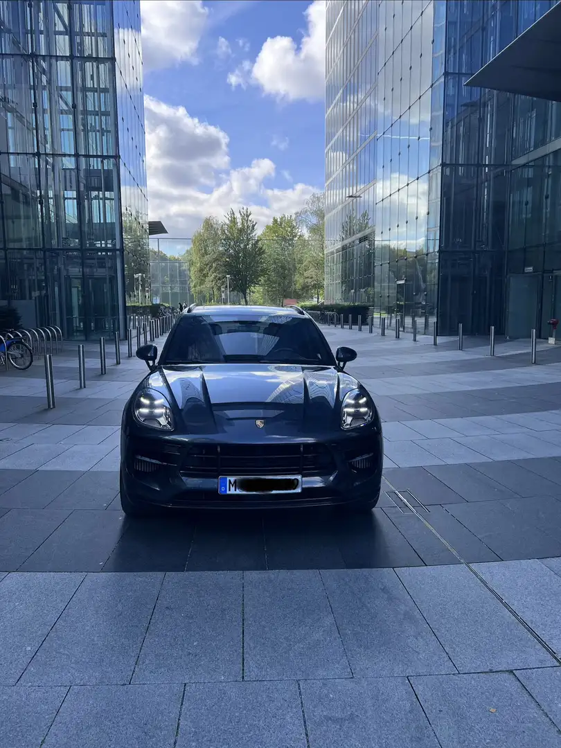 Porsche Macan GTS Grau - 2
