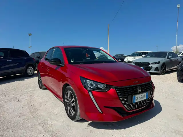Peugeot 208 view 8