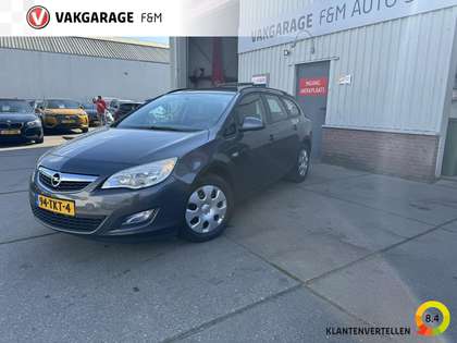 Opel Astra Sports Tourer 1.4 Business Edition