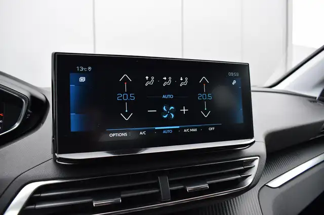 Peugeot 3008 view 15