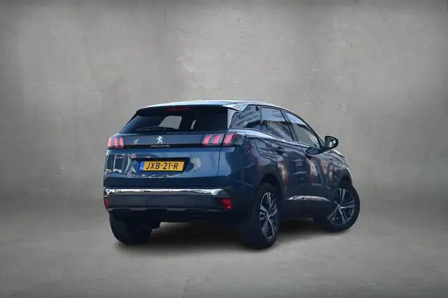 Peugeot 3008 view 3