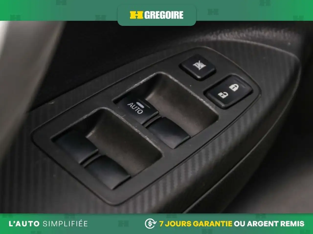 Mitsubishi Eclipse Cross снимка Mitsubishi Eclipse Cross