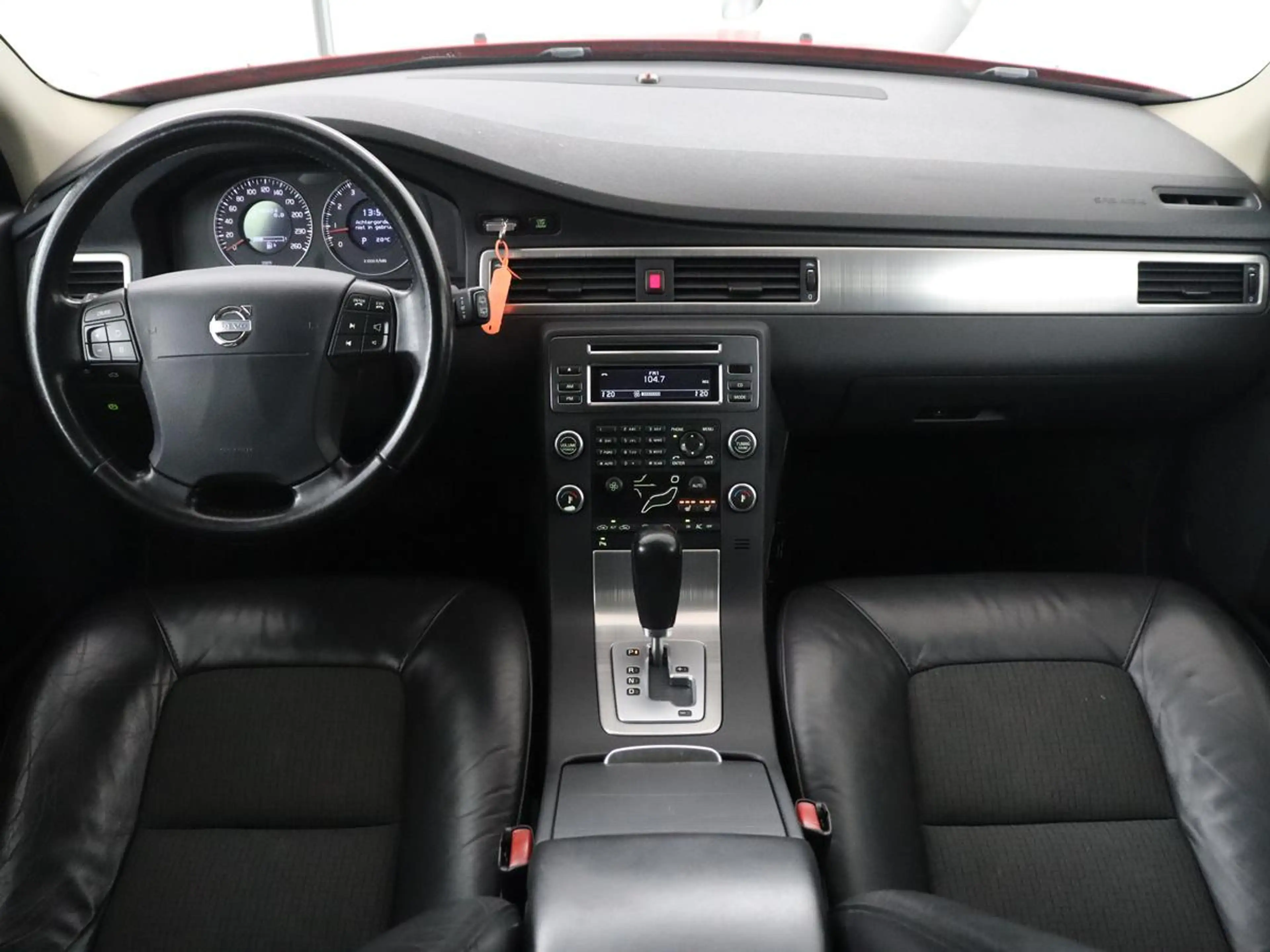 Volvo V70 2.5T | Automaat | Stoelverwarming | Goed onderhoud — photo 3