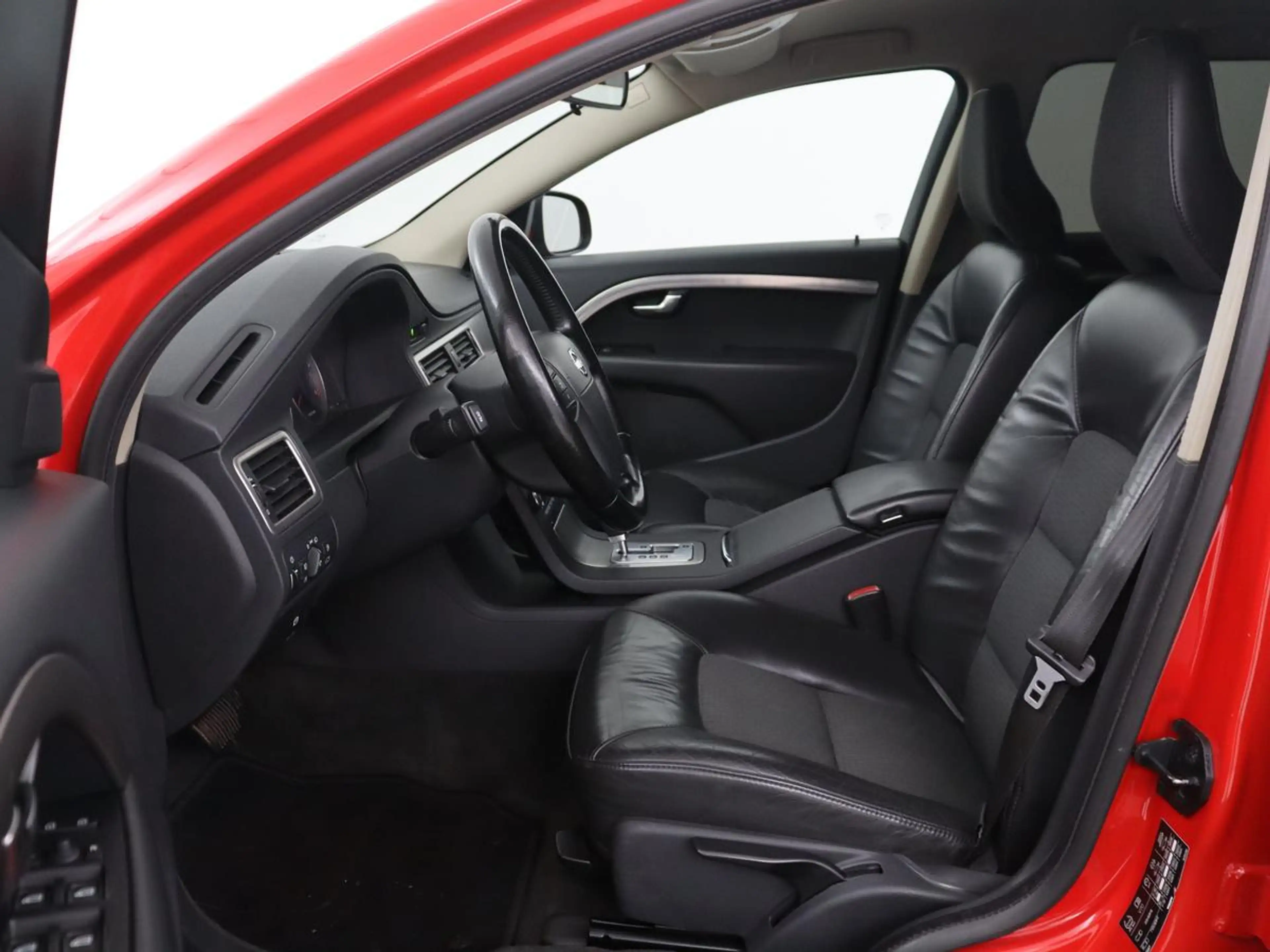 Volvo V70 2.5T | Automaat | Stoelverwarming | Goed onderhoud — photo 4