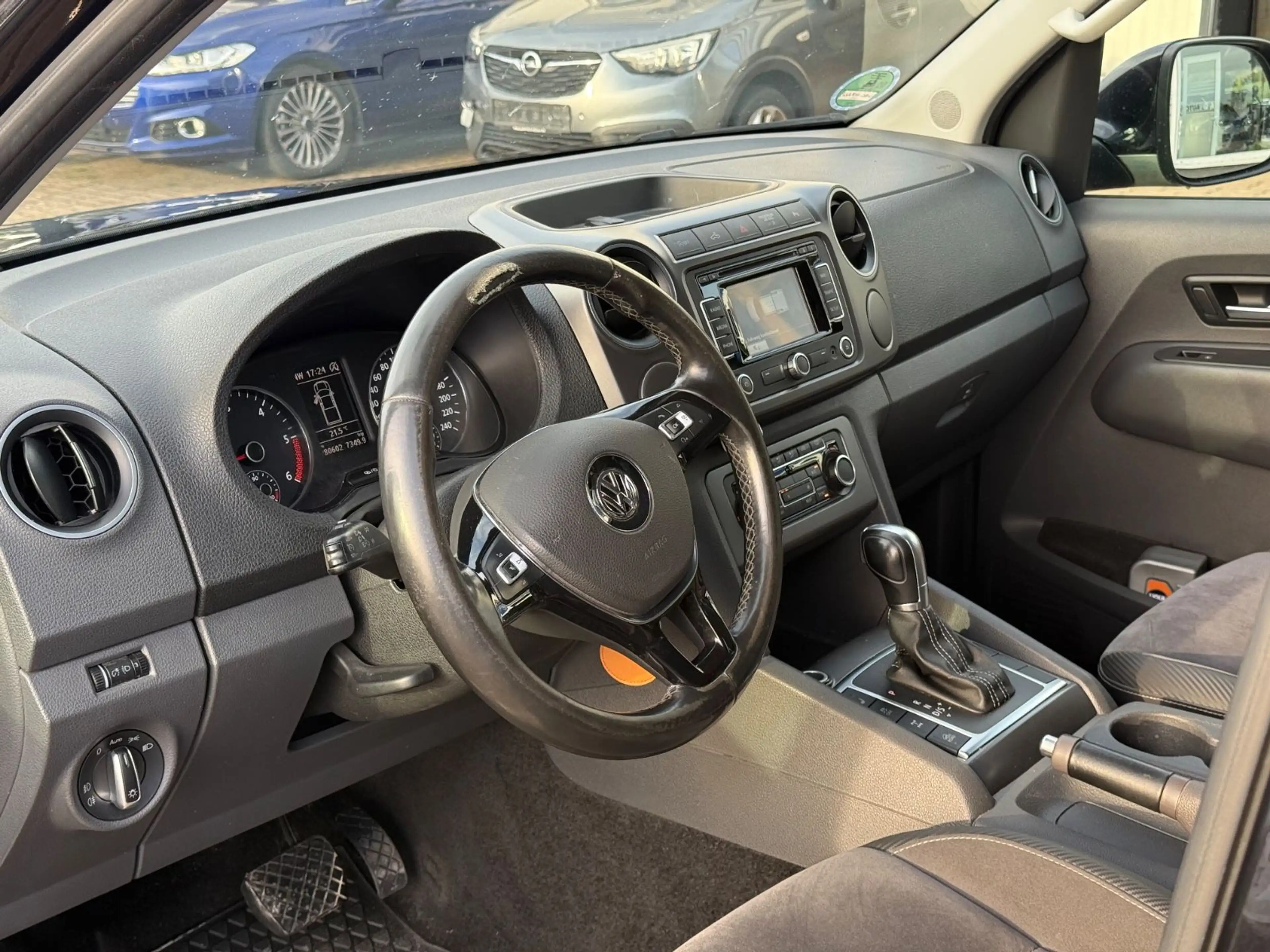 Volkswagen Amarok Highline DoubleCab 4Motion Navi AHK — photo 7