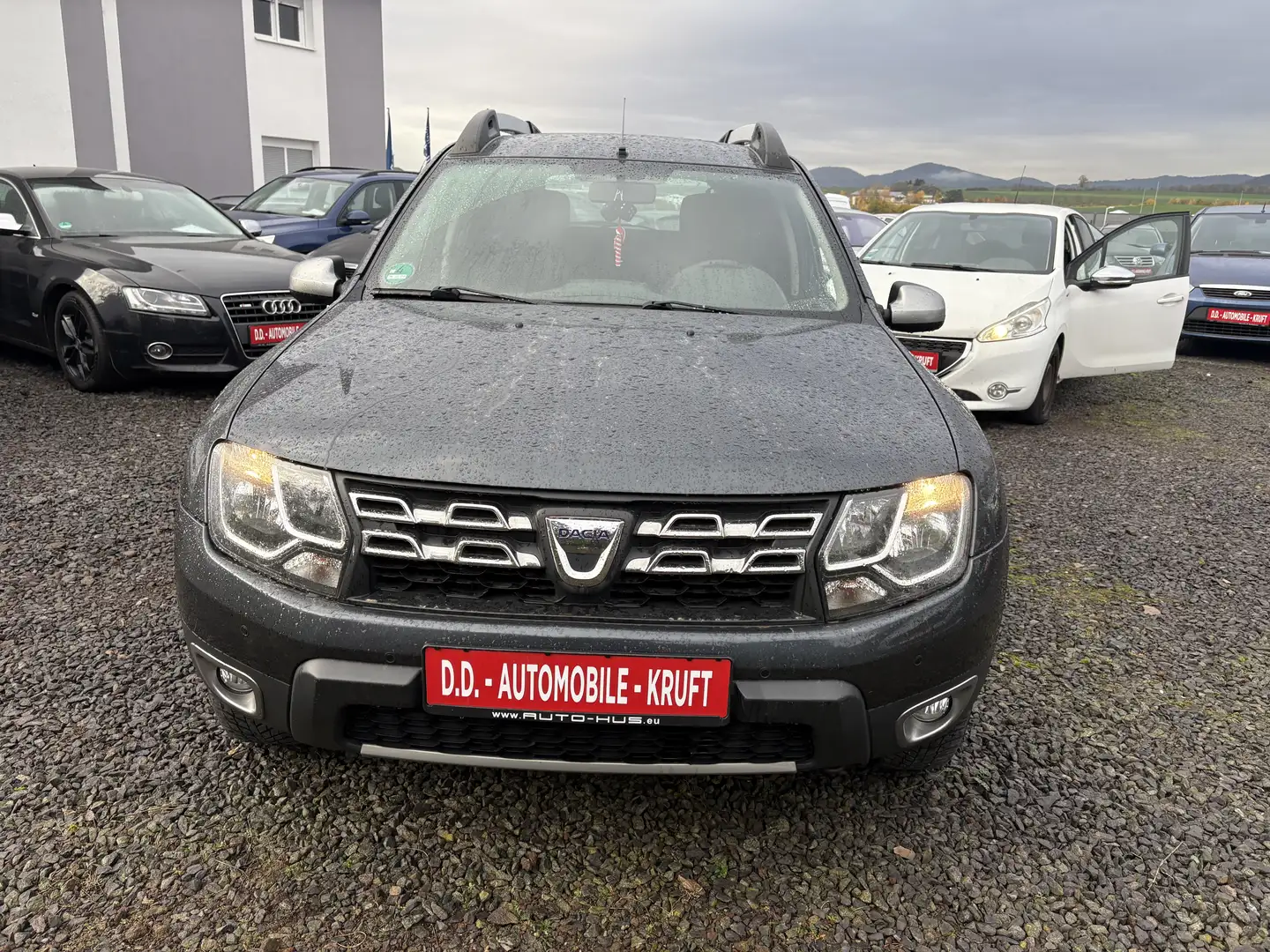 Dacia Duster Prestige 4x2-NUR 116092km-NAVI-KAMERA - 2