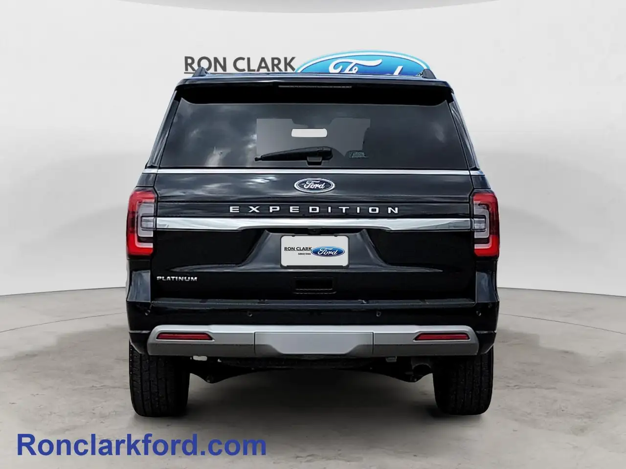 Ford Expedition снимка Ford Expedition
