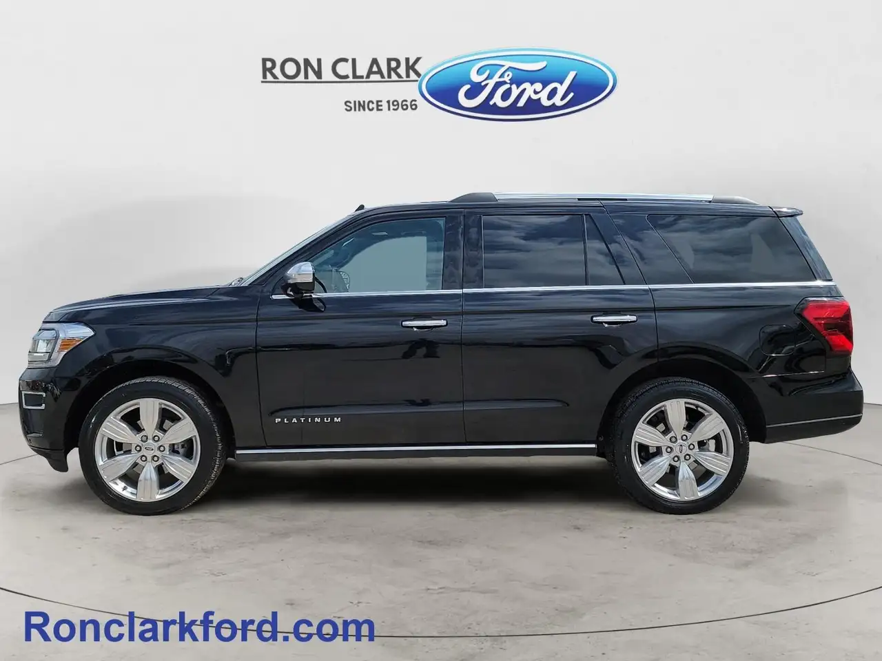 Ford Expedition снимка Ford Expedition