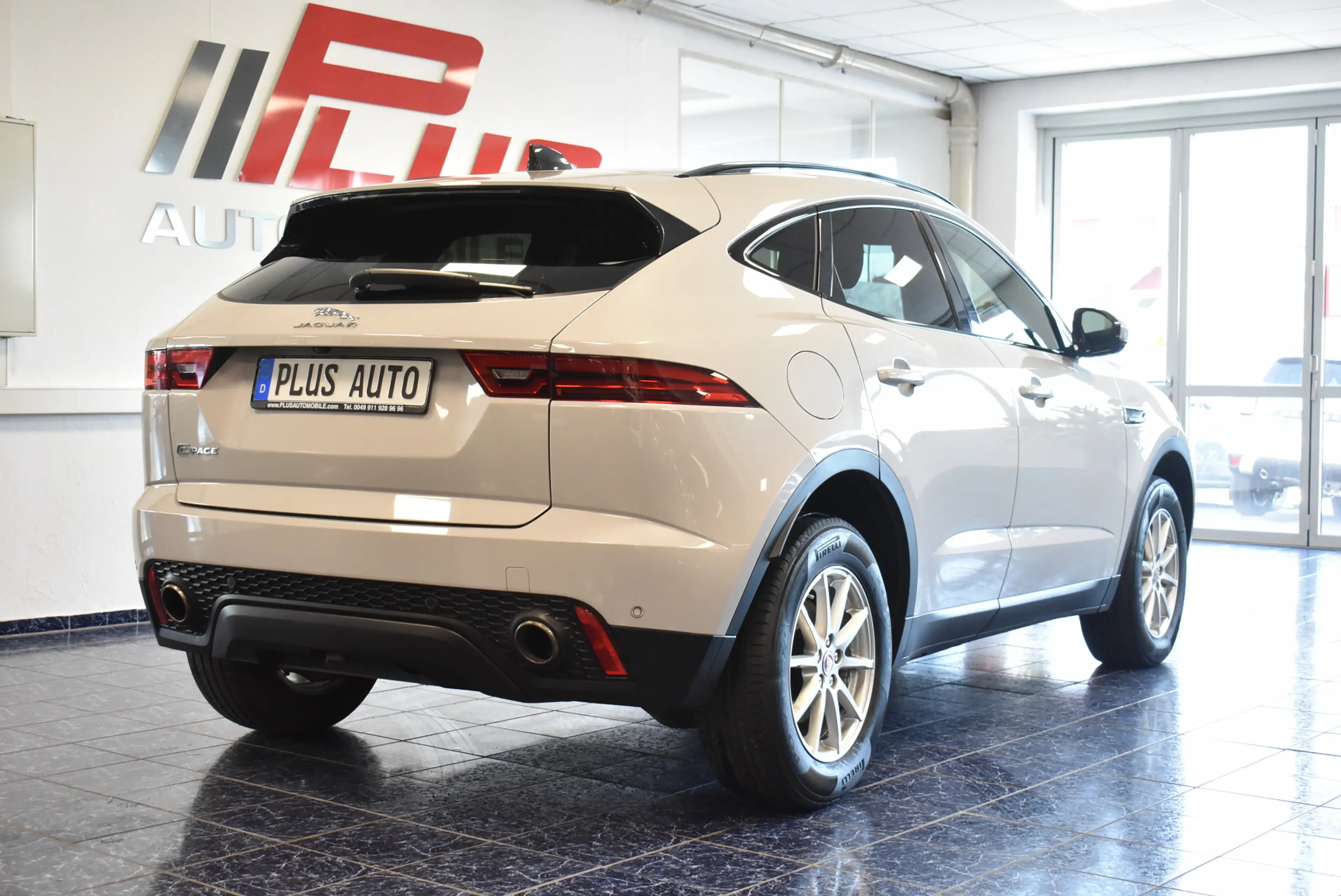 Jaguar E-Pace D150 Panorama Kamera PDC AHK — photo 5