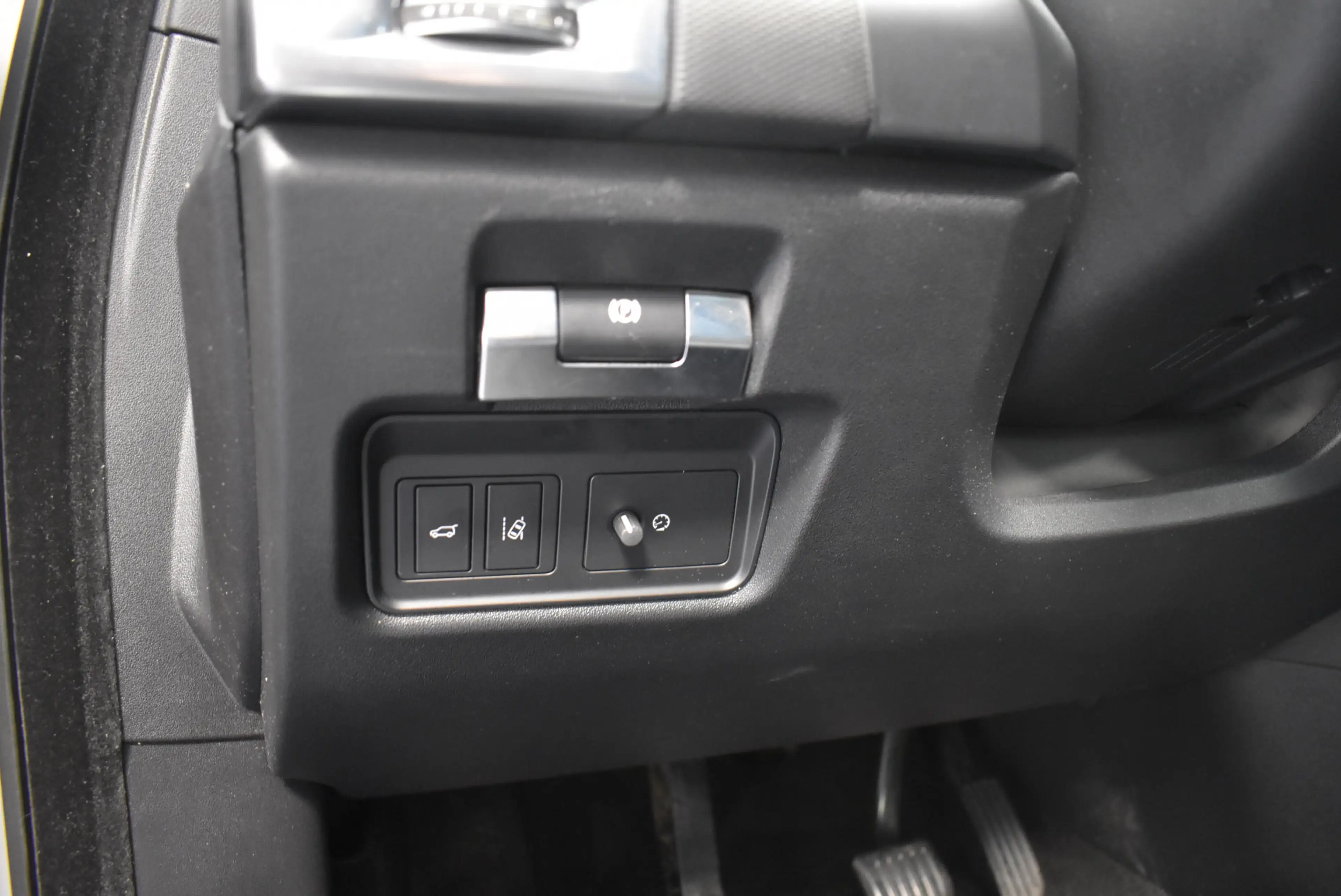 Jaguar E-Pace D150 Panorama Kamera PDC AHK — photo 14