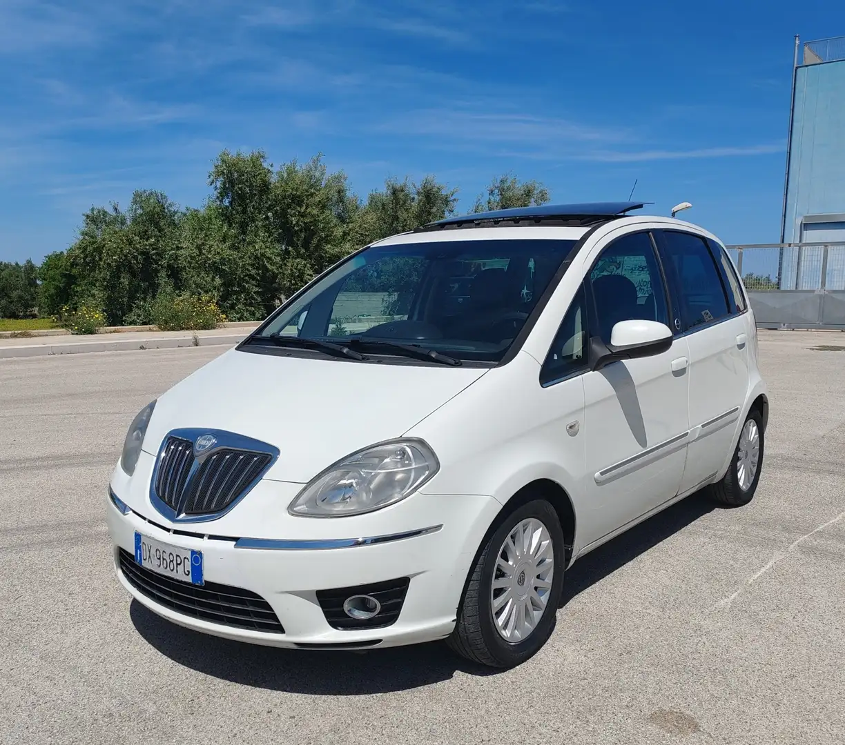 Lancia MUSA 1.4 8v Platino Gpl Pelle e tetto apribile Fehér - 1
