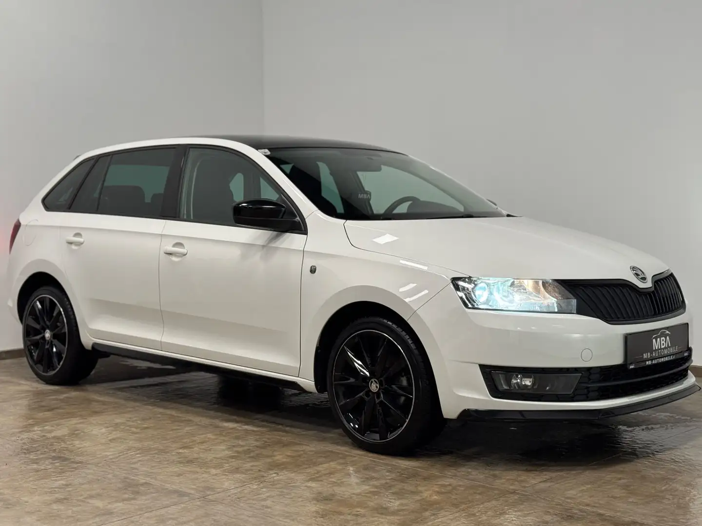 Skoda Rapid/Spaceback 1,2 TSI Monte Carlo | nur 58.800km | Glasdach | m Weiß - 2