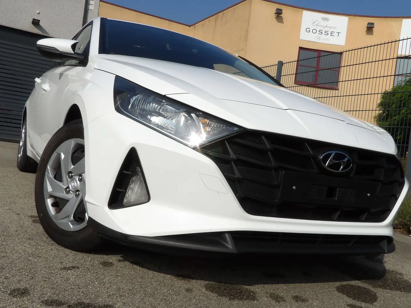 Hyundai i20 i20 blue 1.2 benzine Blanc - 1