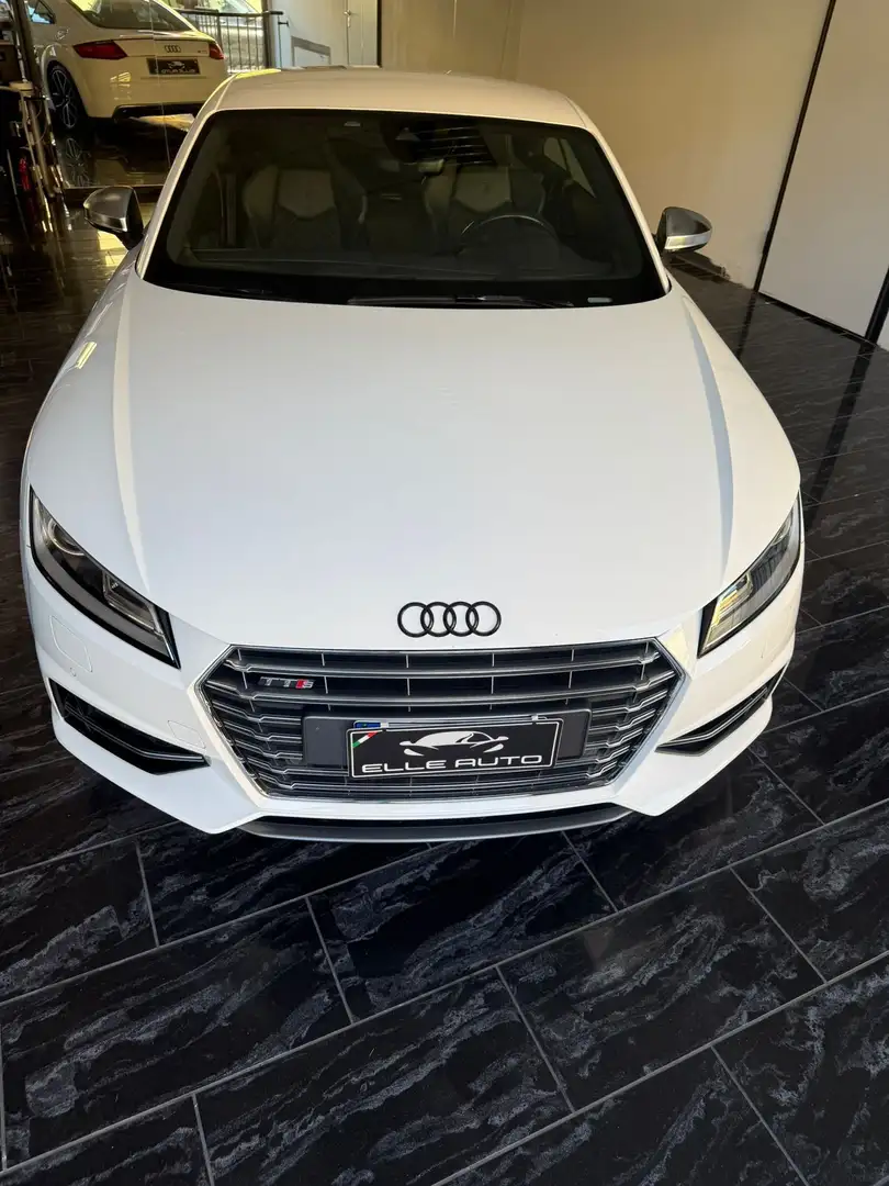 Audi TTS TT III 2015 Coupe Coupe 2.0 tfsi quattro s-tronic Белый - 2