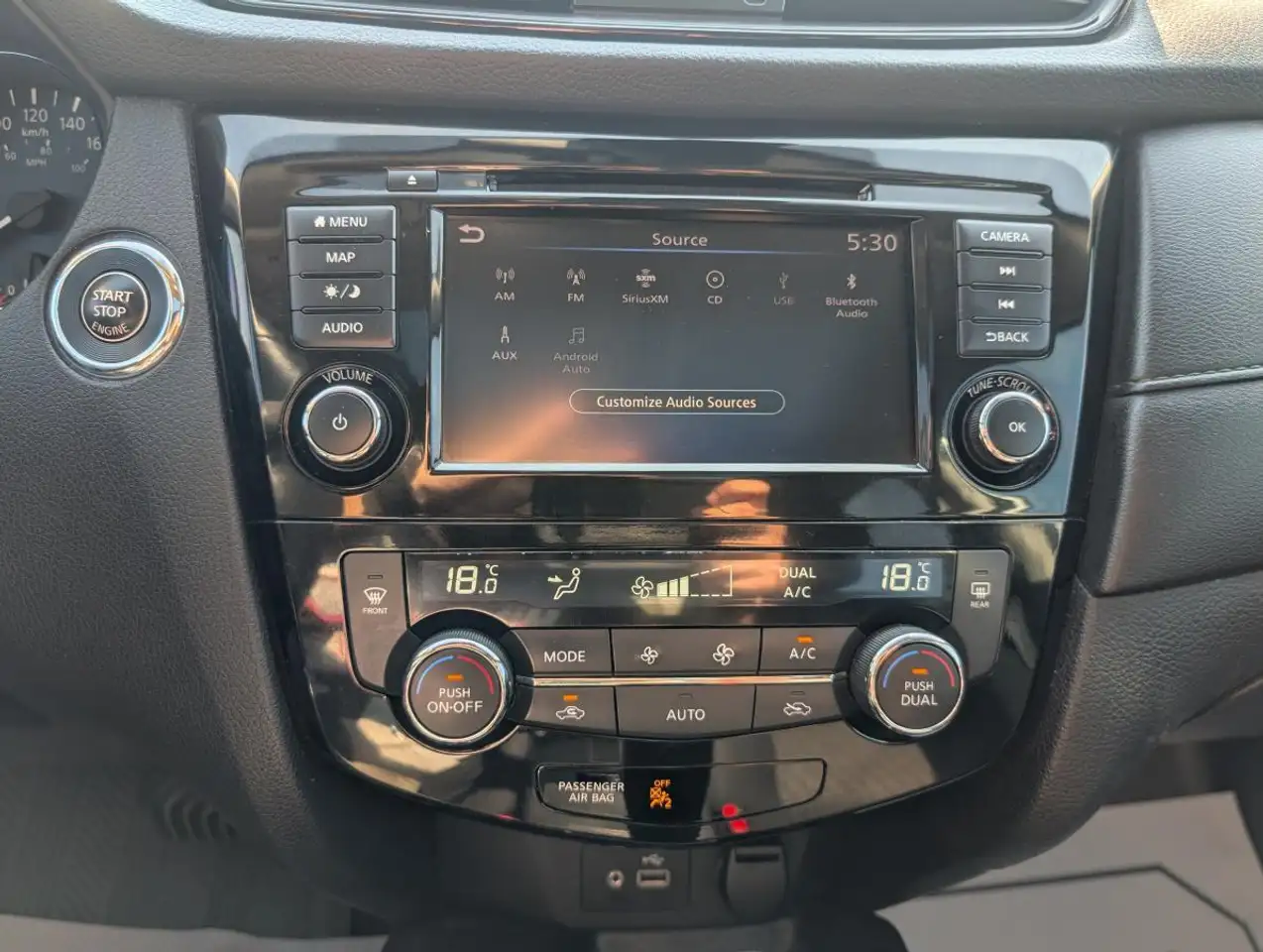 Nissan Rogue photo Nissan Rogue