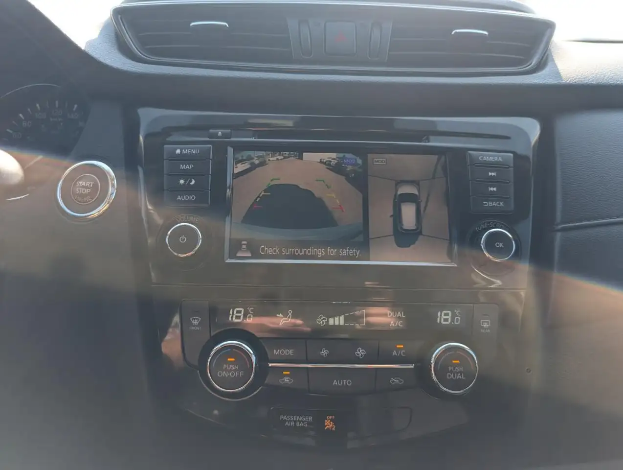 Nissan Rogue photo Nissan Rogue