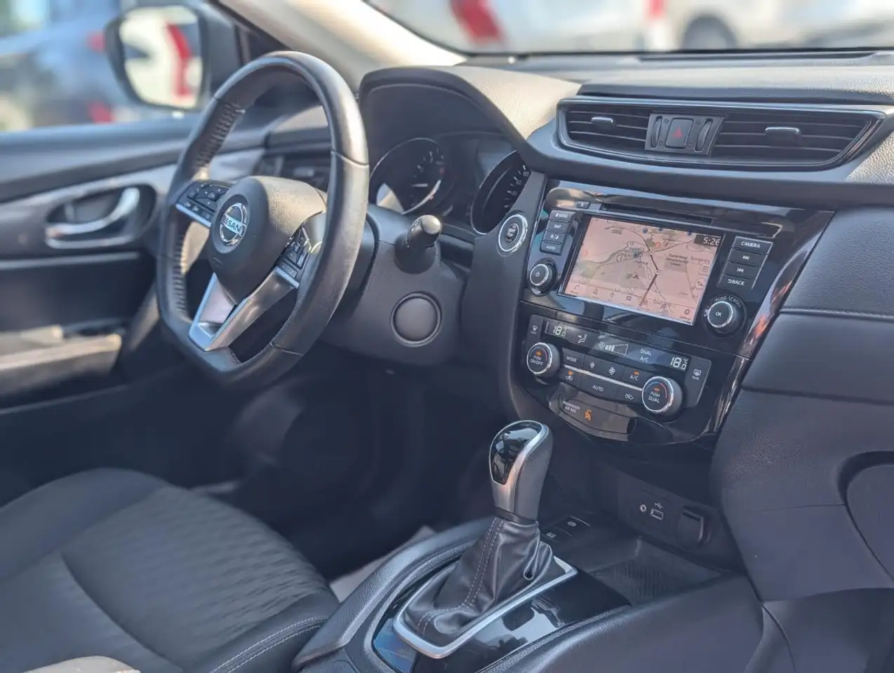 Nissan Rogue photo Nissan Rogue