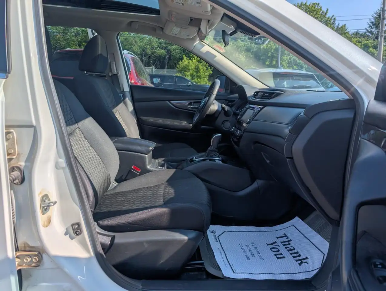 Nissan Rogue photo Nissan Rogue