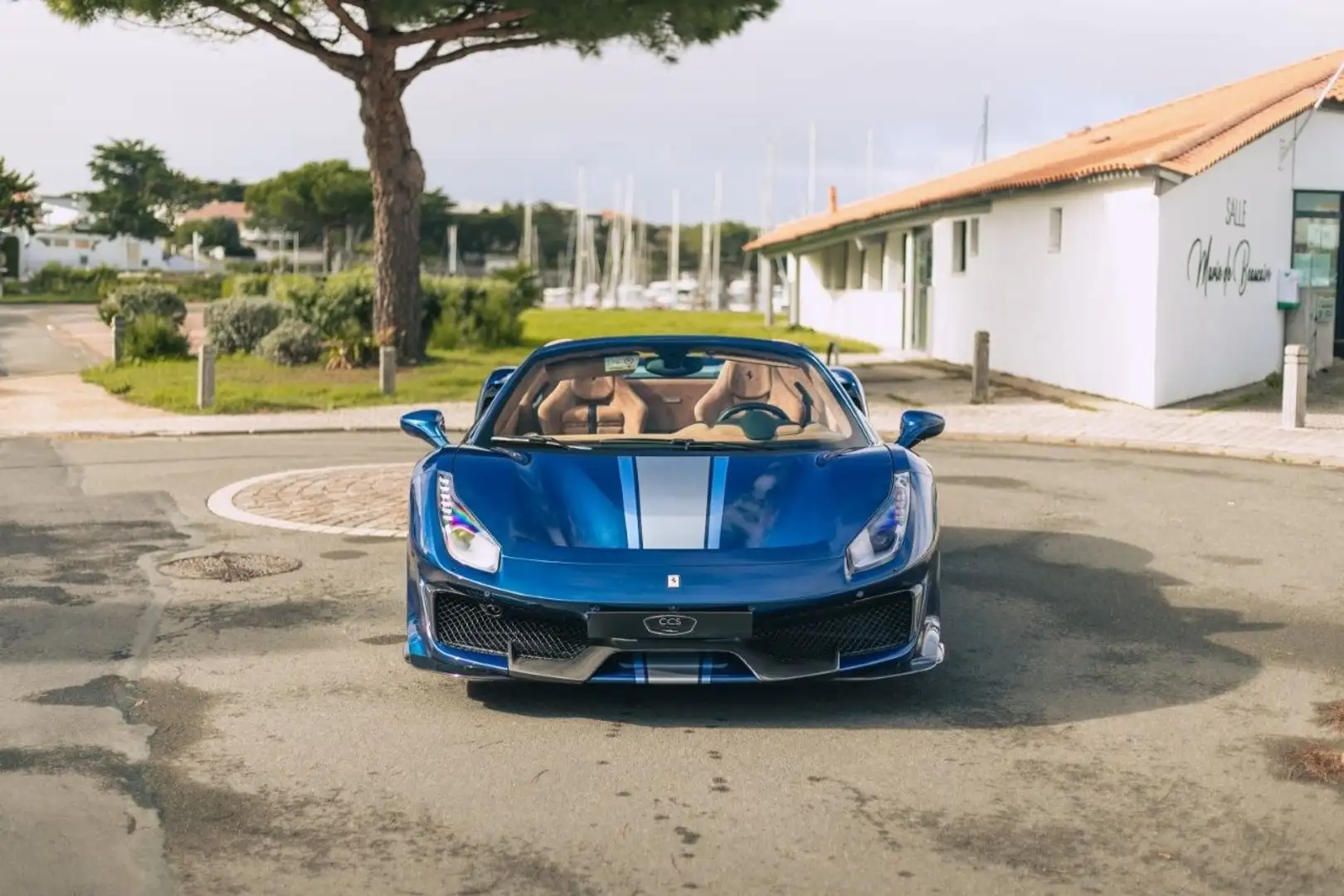 Ferrari 488 SPIDER 3.9 V8 PISTA DCT / Full Carbone / Full Alcantara / Pas de malus Bleu - 2