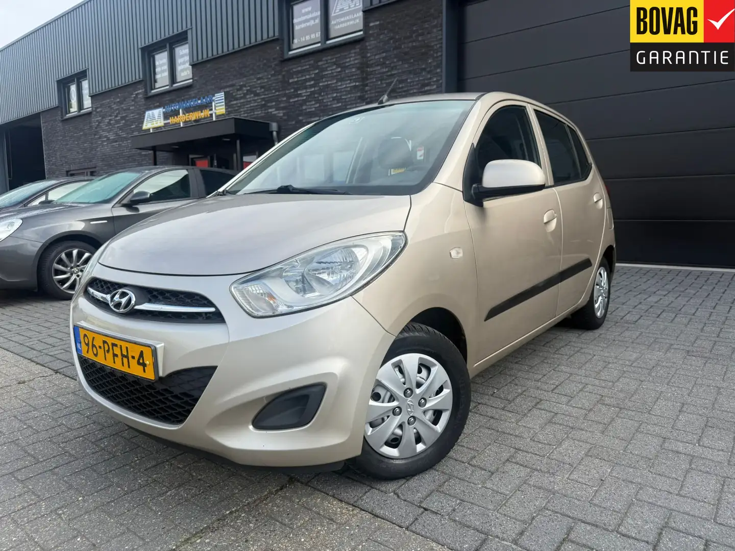 Hyundai i10 1.2 i-Drive Cool | 1E EIGENAAR | 12 MND GARANTIE | Beige - 1