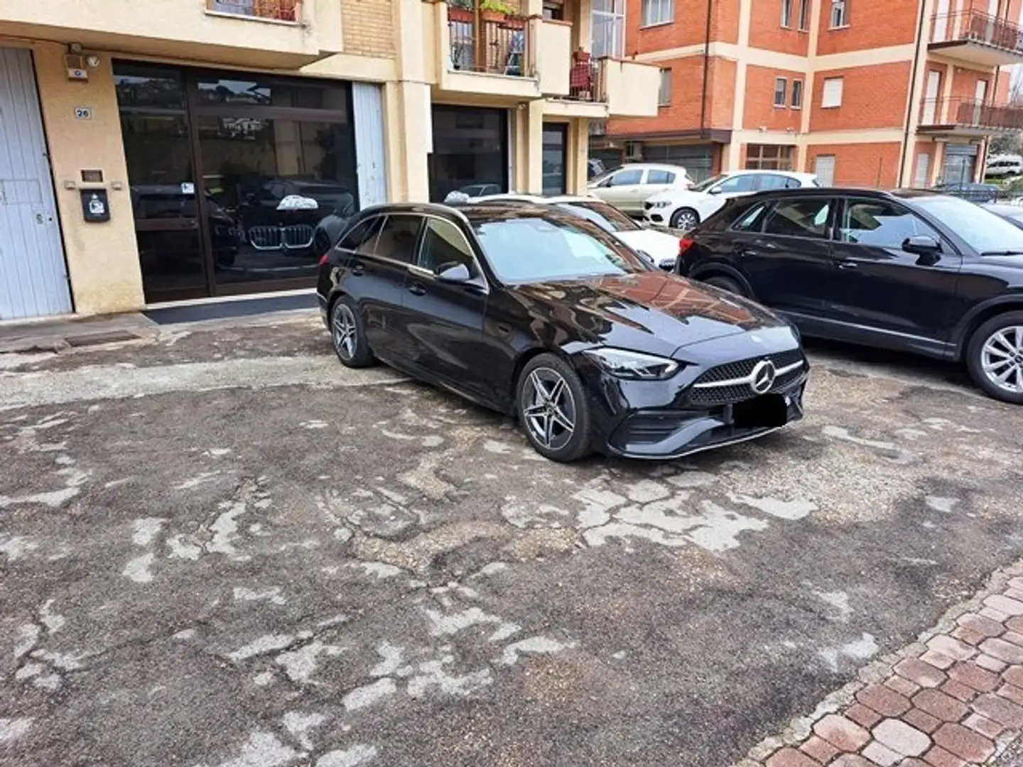 Mercedes-Benz C 220 SW d mhev AMG Line Premium Plus 197cv auto Noir - 1