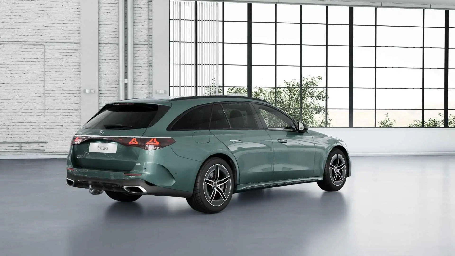 Mercedes-Benz E 300 Estate e AMG Line | Panoramadak | Burmester 4D | T Zilver - 2