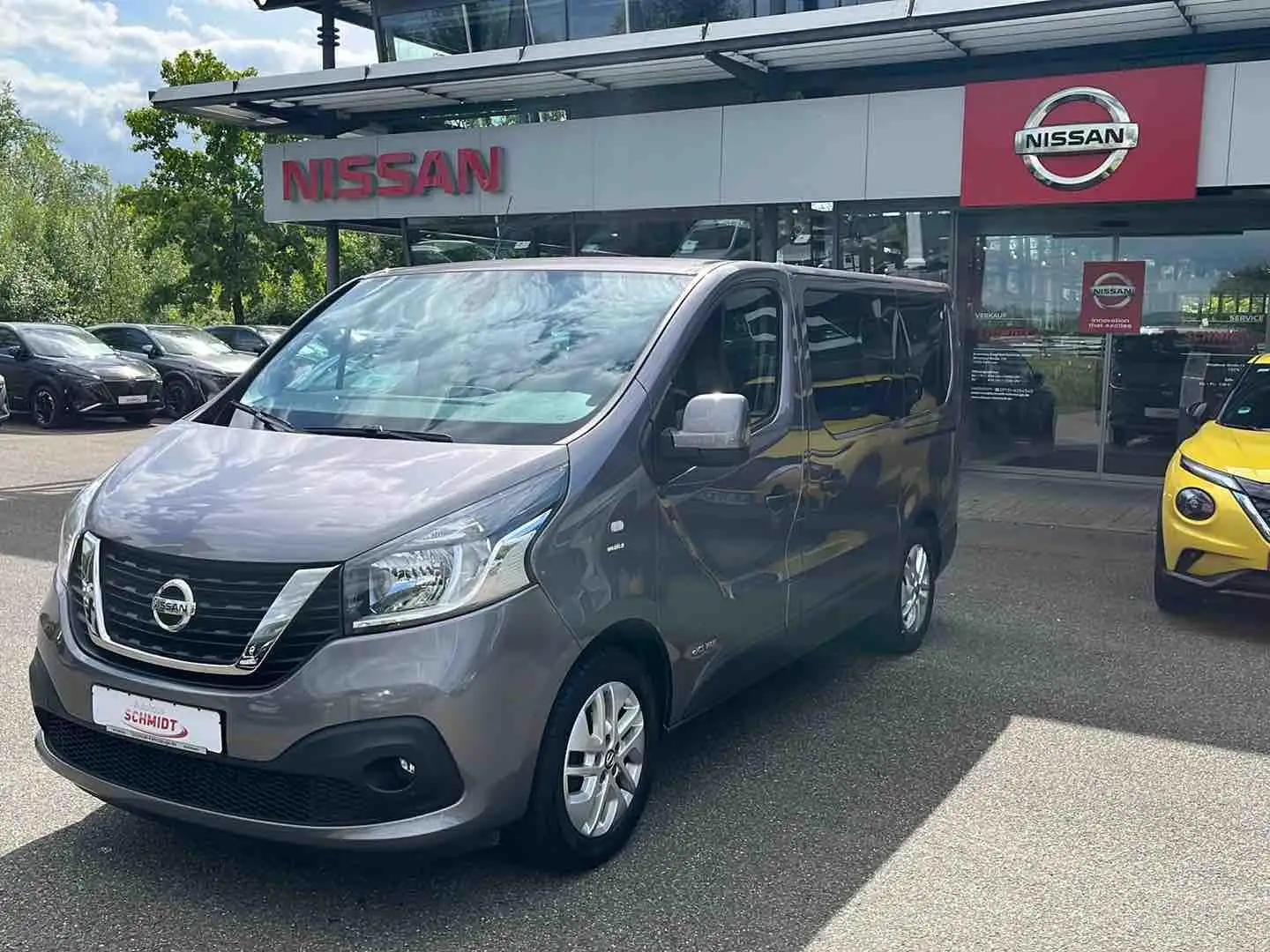 Nissan NV300 dCi145 L1H1 Premium 8 Sitzer Gri - 2