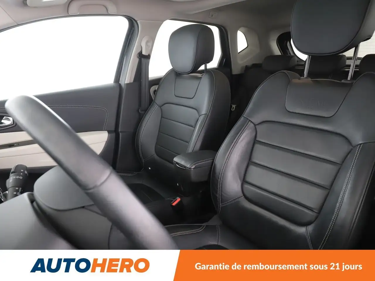 Renault Captur — photo 10