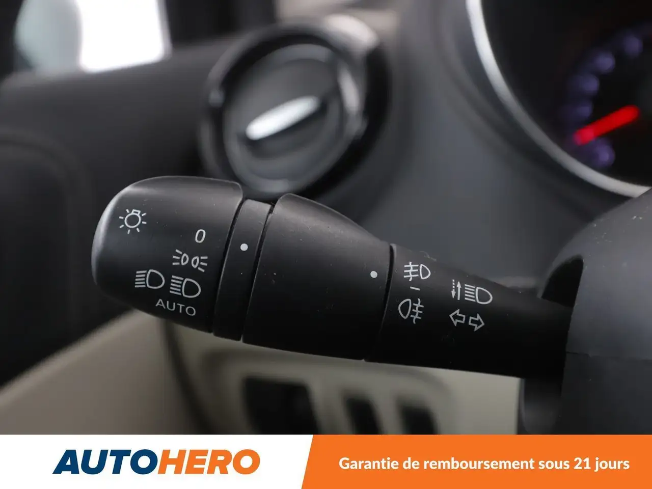 Renault Captur — photo 26