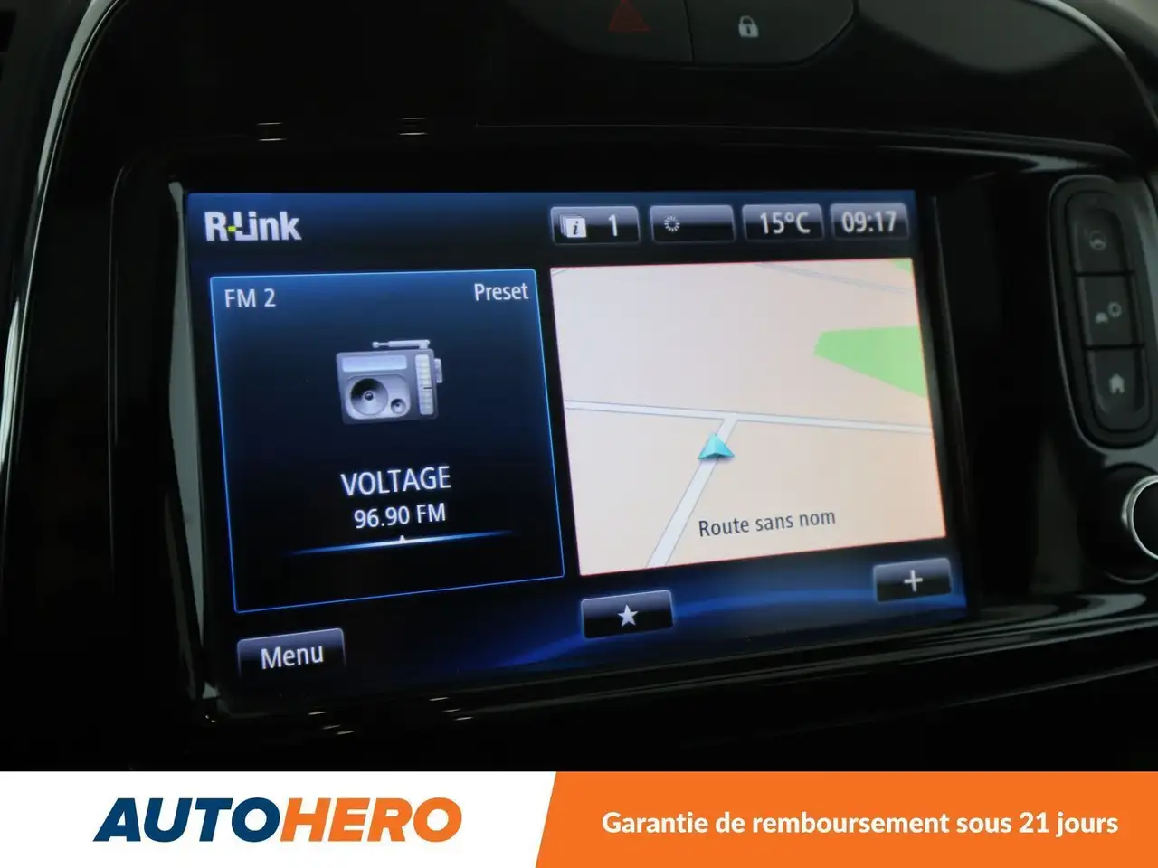 Renault Captur — photo 21