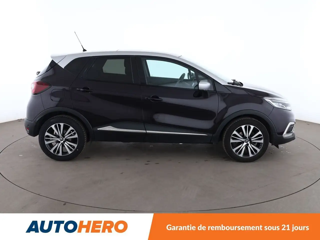 Renault Captur — photo 7