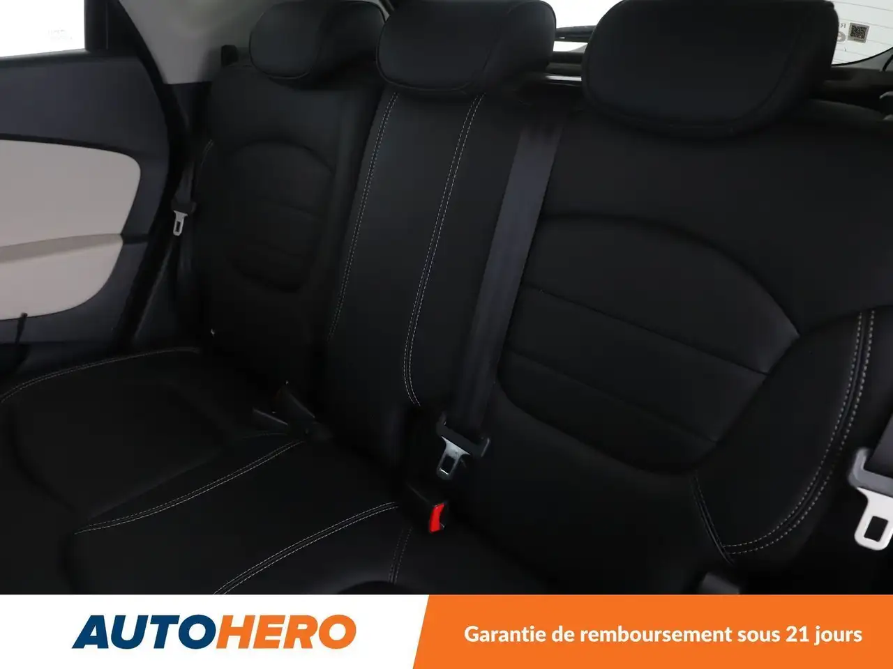 Renault Captur — photo 14