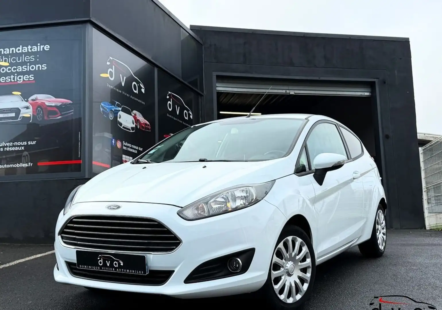 Ford Fiesta 1.25 60 ch Edition Blanc - 1