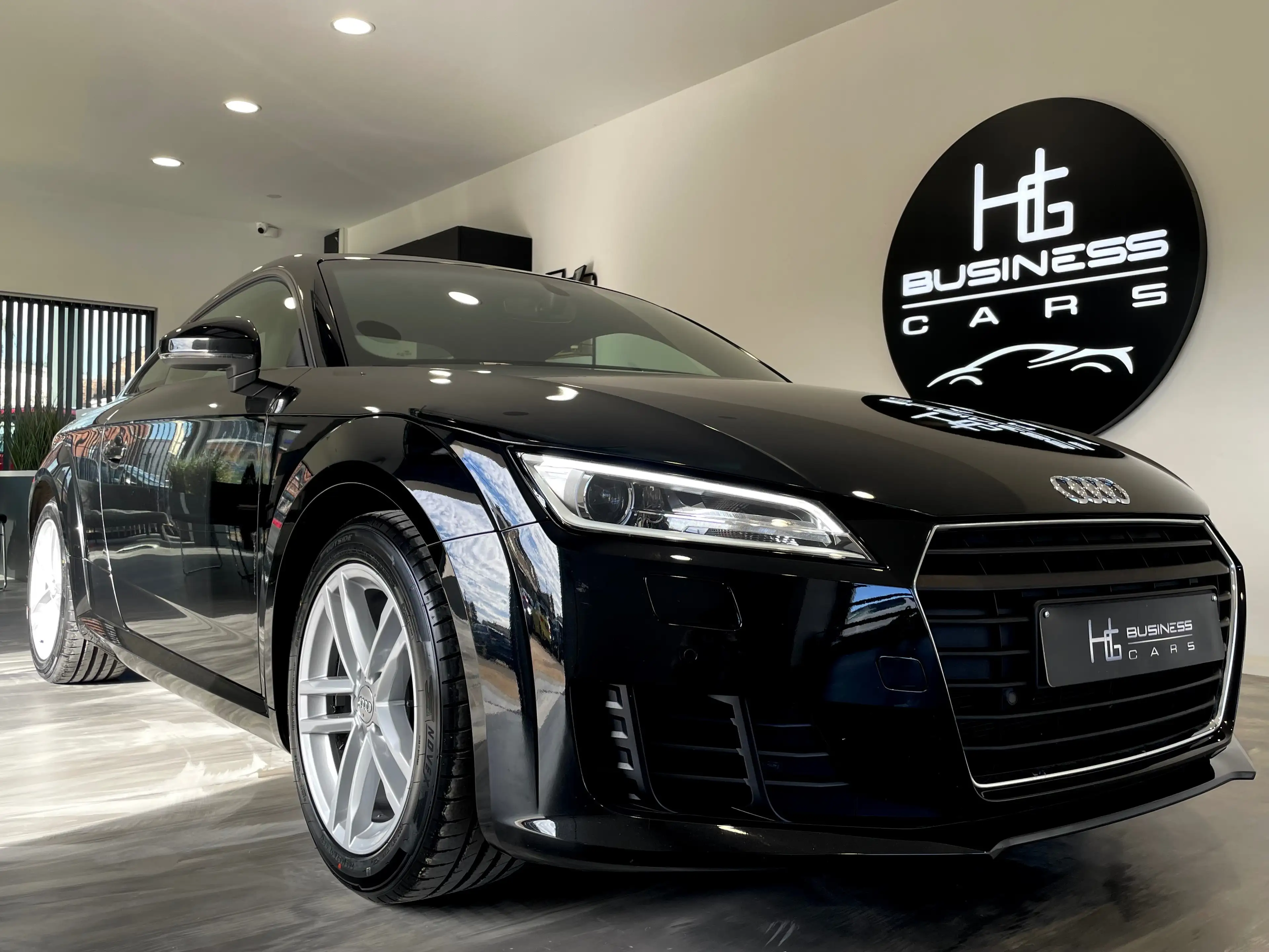 Audi TT 1.8 TFSI/ COUPÉ/ VIRTUAL COCKPIT/ GPS/ CLIM/ SIÈGES CHAUFFANT — photo 5