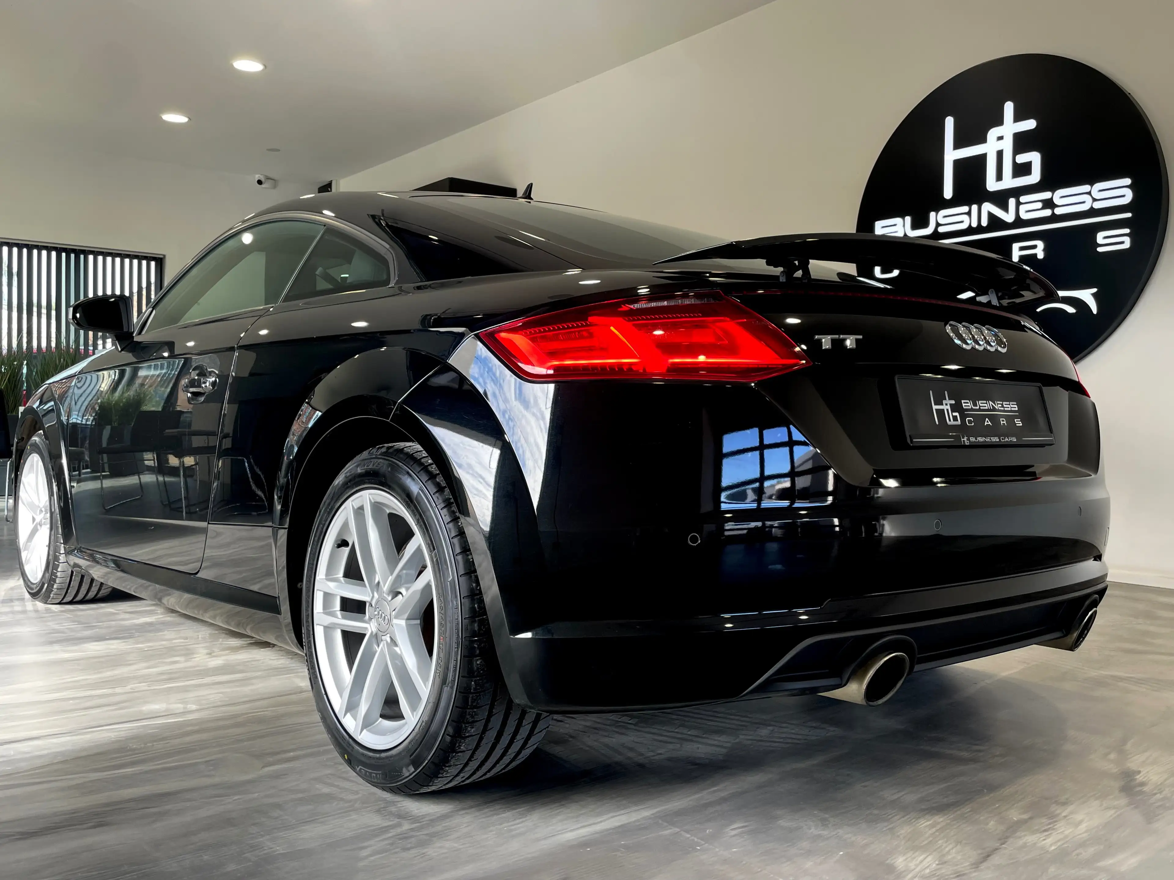 Audi TT 1.8 TFSI/ COUPÉ/ VIRTUAL COCKPIT/ GPS/ CLIM/ SIÈGES CHAUFFANT — photo 6