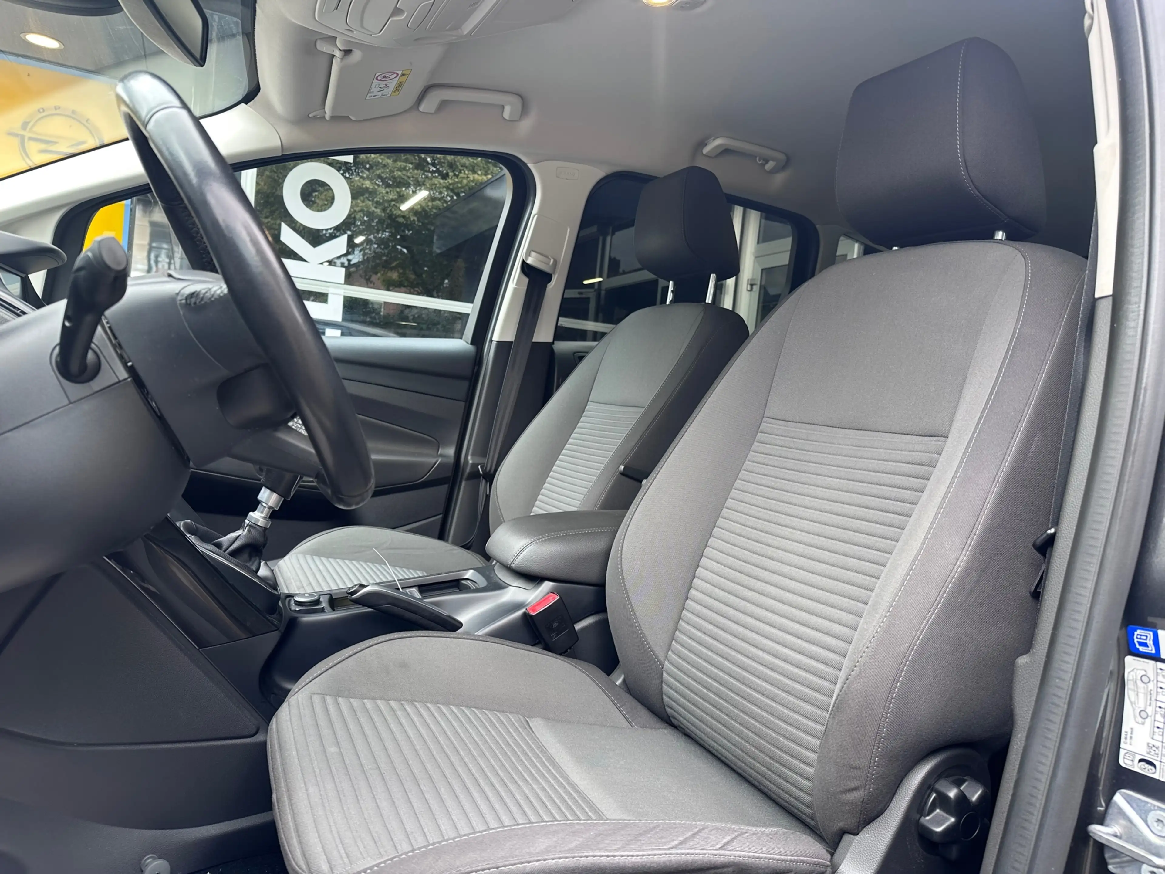 Ford C-Max 1.5 Titanium CLIMA / CRUISE / PDC / TREKHAAK / NAP — photo 11