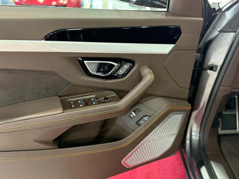 Lamborghini Urus B&O+PANO+HUD+ACC+LASER — photo 10