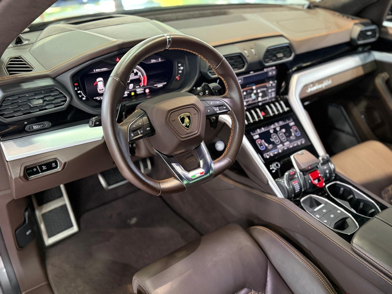 Lamborghini Urus B&O+PANO+HUD+ACC+LASER — photo 11