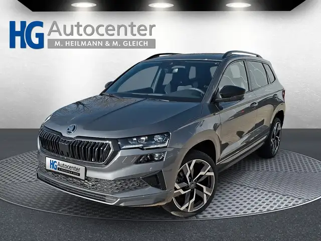 Skoda Karoq 1.5 TSI Sportline Pano AHK Matrix 19" Side