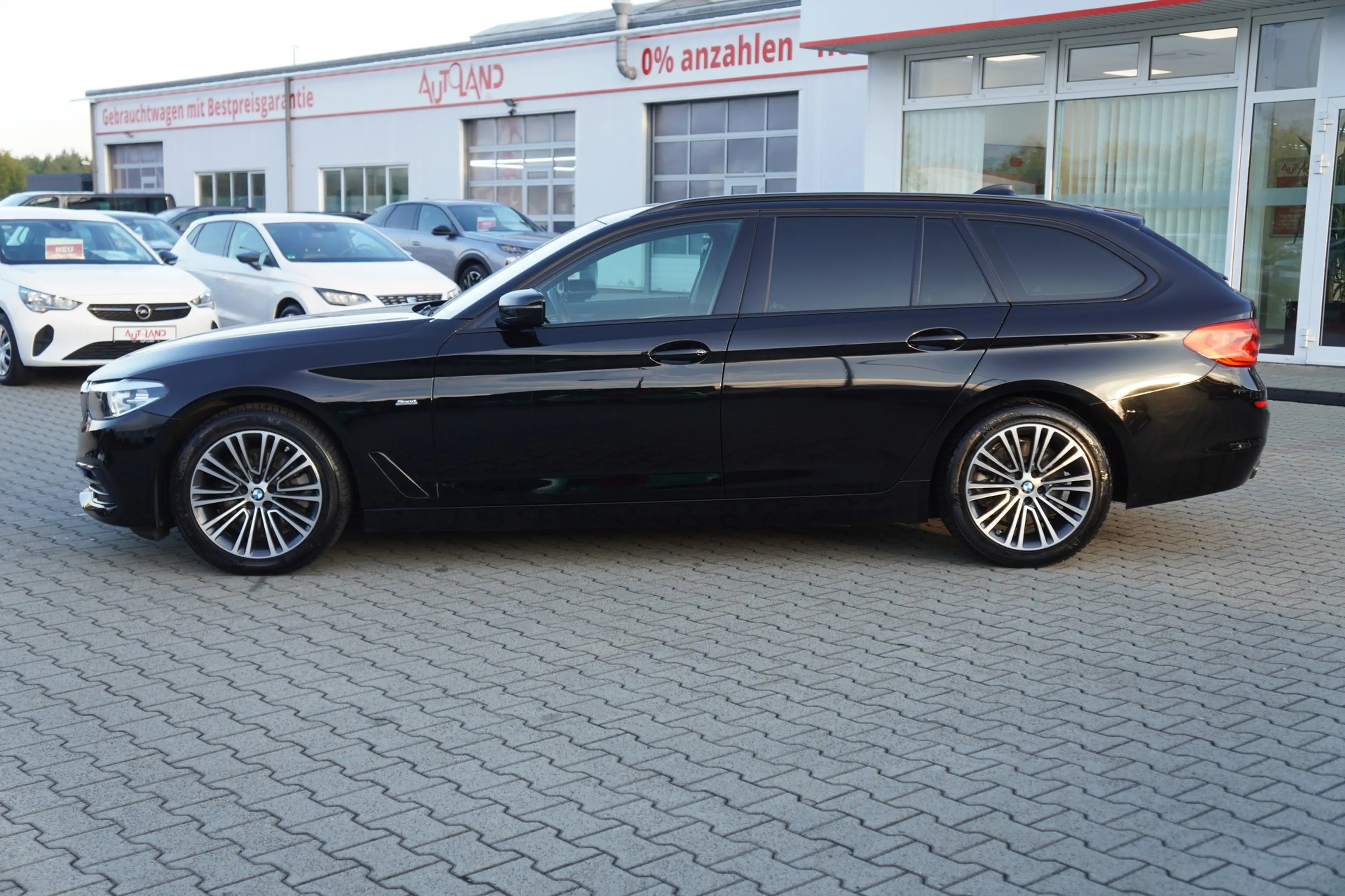BMW 520 520d Sport Line — photo 3
