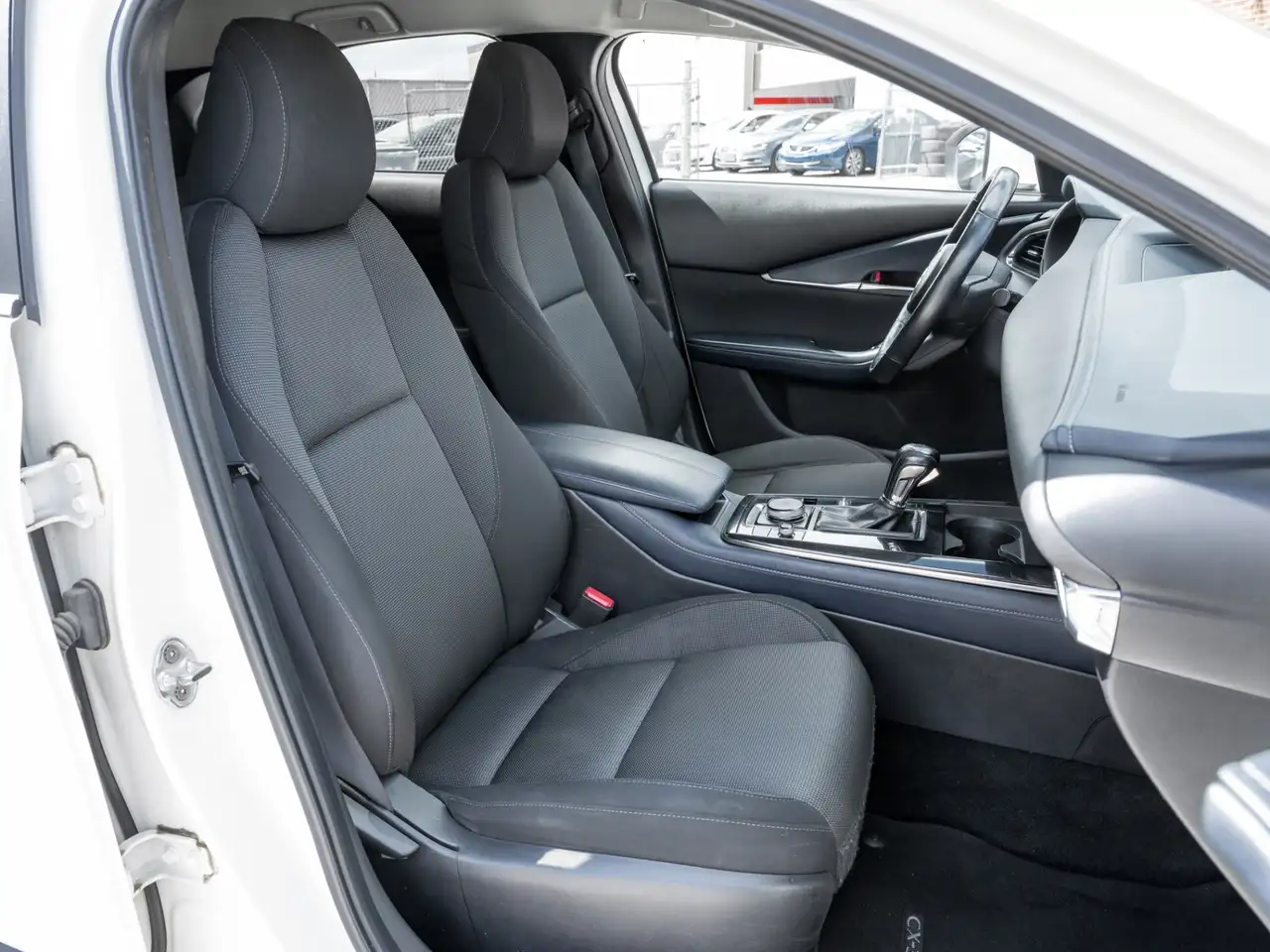 Mazda CX-30 снимка Mazda CX-30