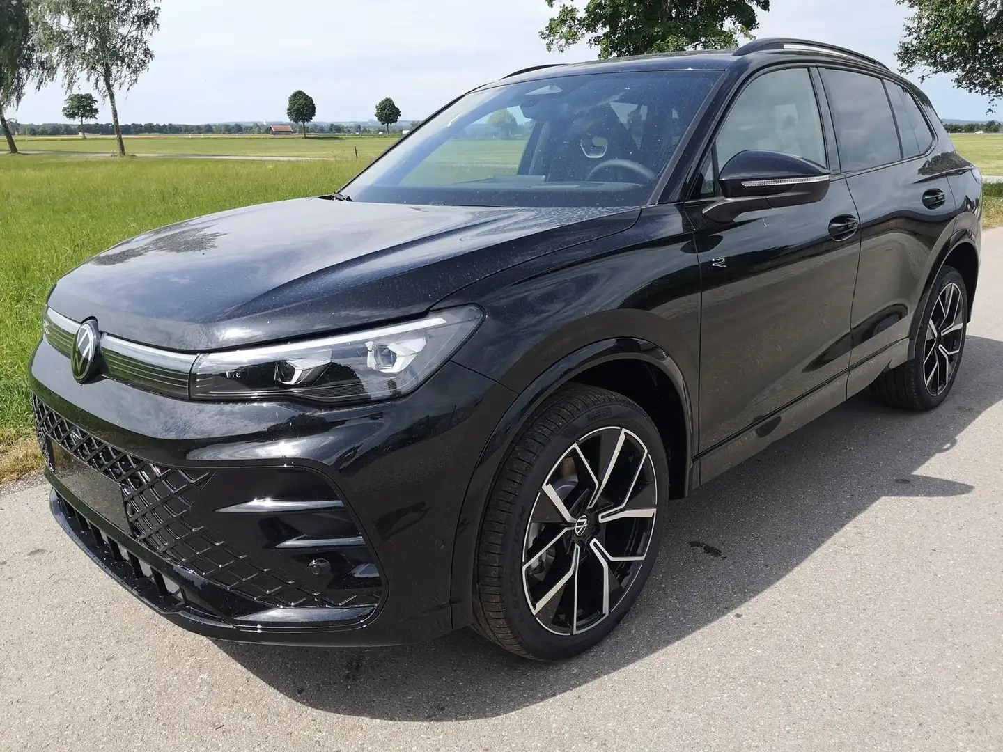 Volkswagen Tiguan 2.0 TDI 142 kW 4Motion R-Line DSG ABT Head Up M... Schwarz - 1