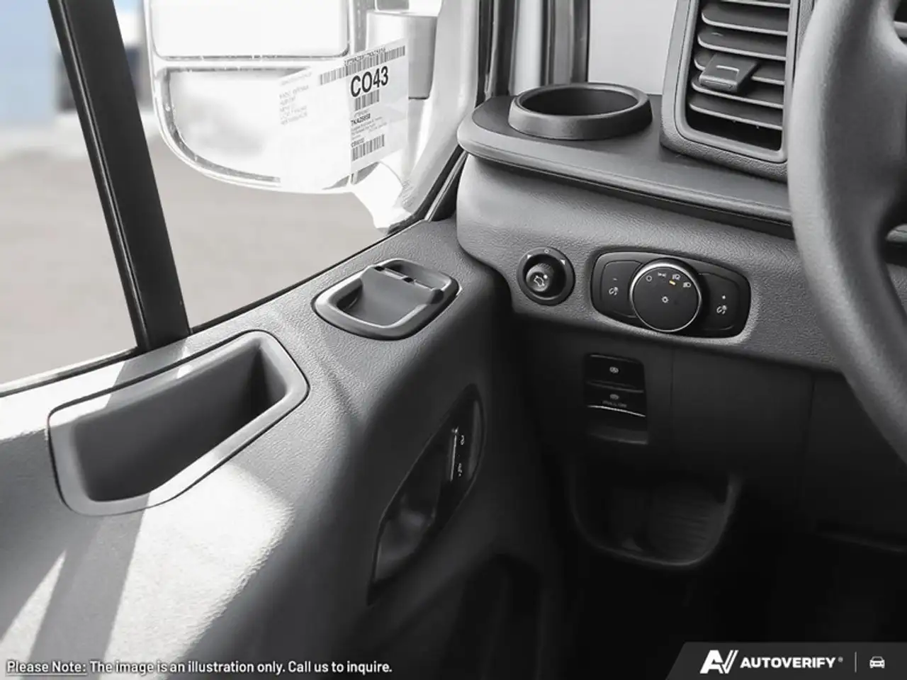 Ford Transit Cargo Van снимка Ford Transit Cargo Van