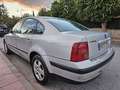 Volkswagen Passat 1.9TDI Comfortline 110 Gris - thumbnail 19