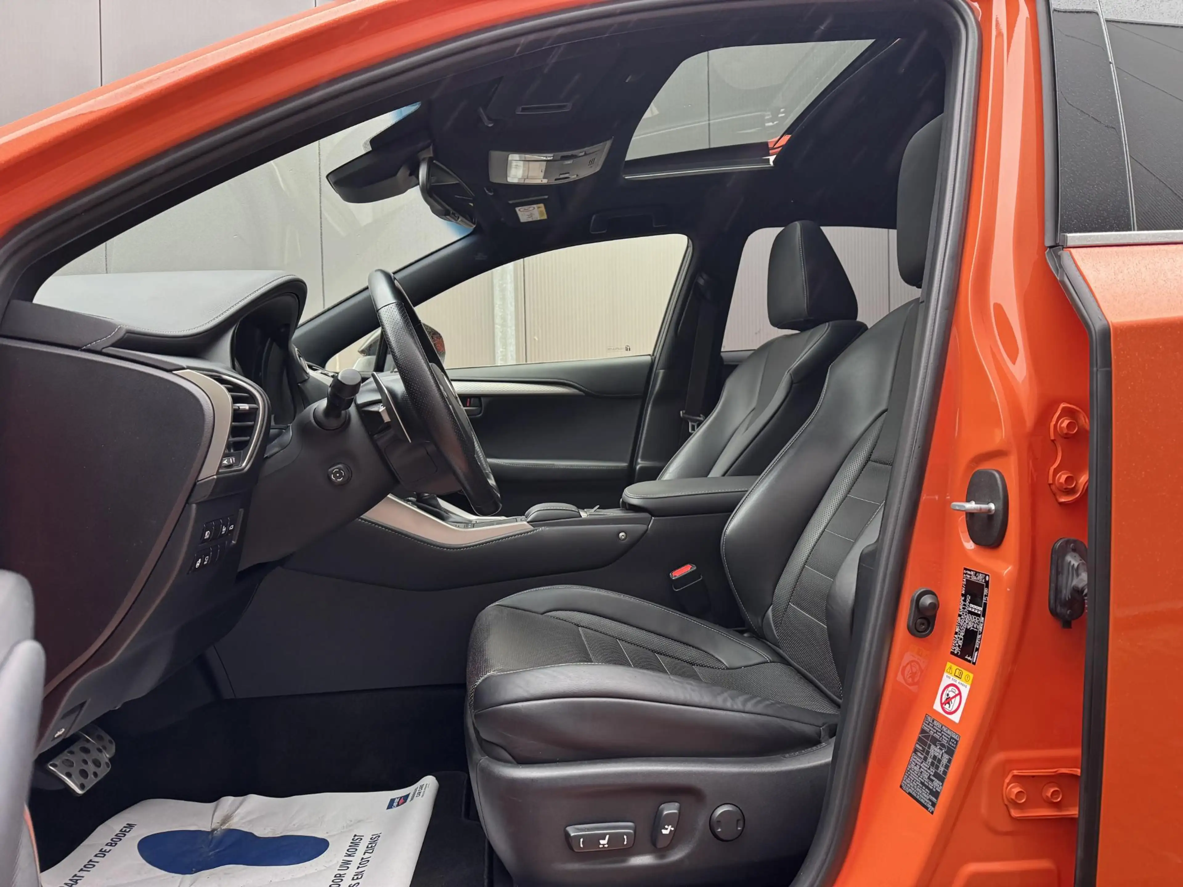 Lexus NX 300h AWD F SPORT MarkLevinson HUD Stoelkoeling Stuurver — photo 4