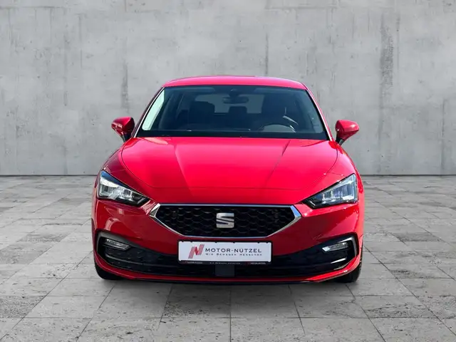 Seat Leon view 3