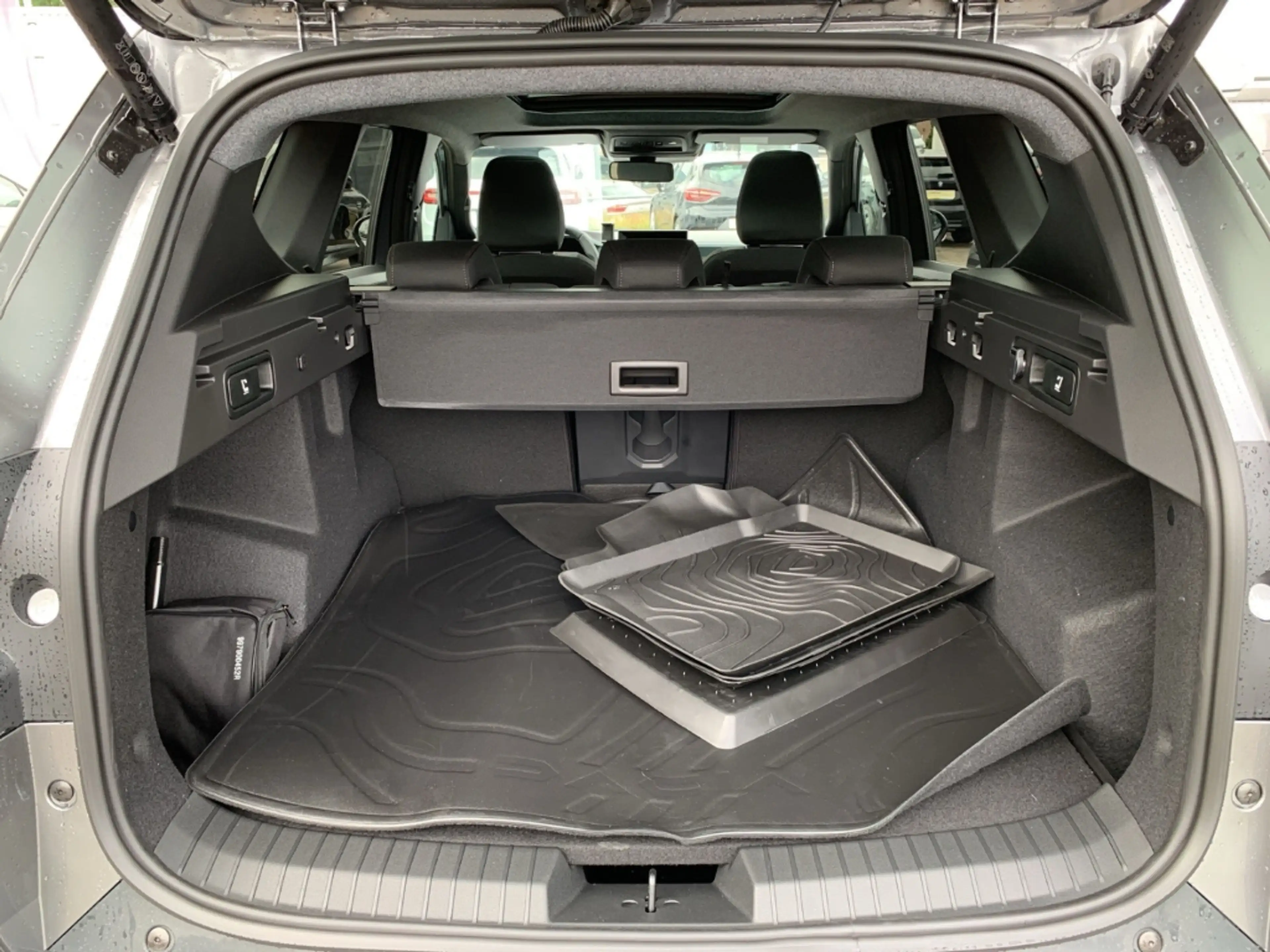 Dacia Bigster EXTREME HYBRID 155 Extreme KAMERA+SHZ+PDC+NAVI — photo 12