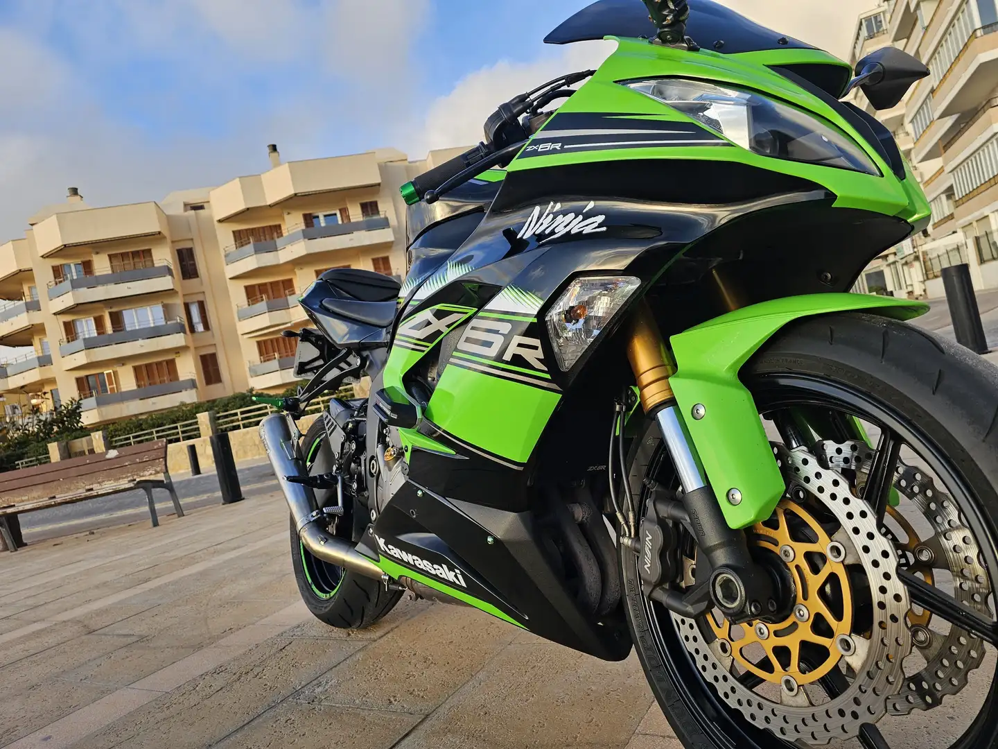 Kawasaki Ninja ZX-6R Negro - 1