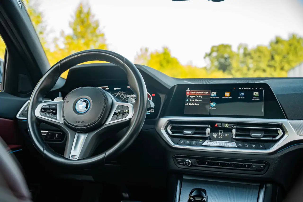 BMW 320 PHEV*M SPORT*PANO*LED*MEMORY*, миниатюра 30